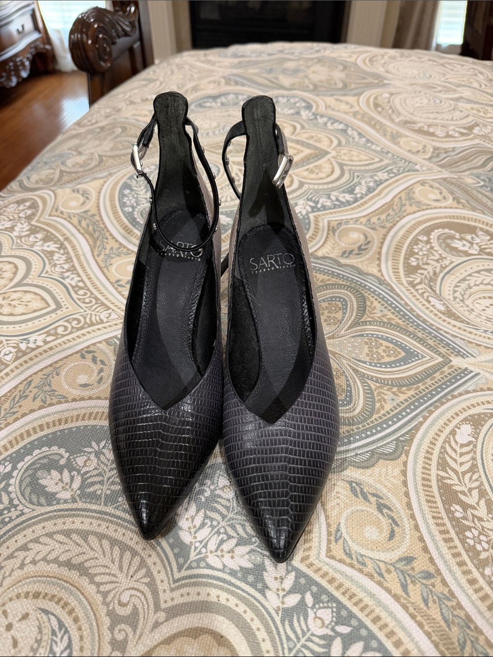SARTO By Franco Sarto Black Textured Pointed Slingback Heels